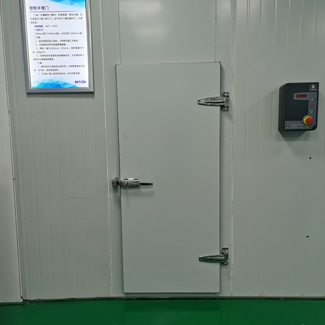 Porta de armazenamento de câmara frigorífica para frango congelado e passeio de legumes no refrigerador Preço